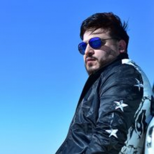 اغنية محمد سلطان في السن صغيرين